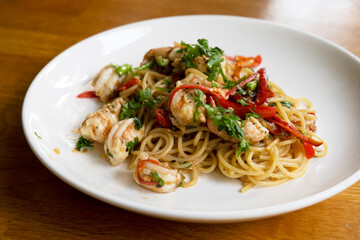 Stir Fried Spaghetti with Garlic Shrimp and Chili