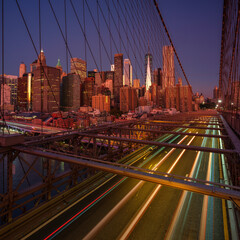 Fototapeta na wymiar Brooklyn Bridge view at dawn