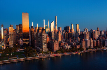 Fototapeta na wymiar Aerial view of Midtown Manhattan