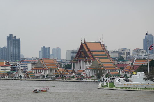 wat arun