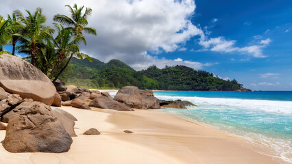 Seychelles Beach. Exotic tropical beach with beautiful rocks, palms and turquoise sea.  - obrazy, fototapety, plakaty