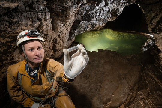 Adventure exploration expedition of Veryovkina, the deepest-known cave on earth, Abkhazia