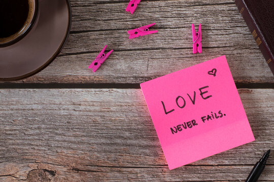 Love Never Fails {Sticky Notes} Love Never Fails {Sticky Notes}