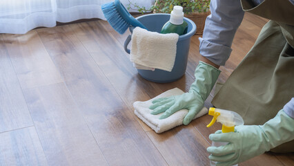 床(フローリング)の拭き掃除・除菌イメージ
