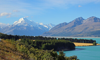 Mt Cook and Burnett Mountains - Mt Cook National Park, New Zealand