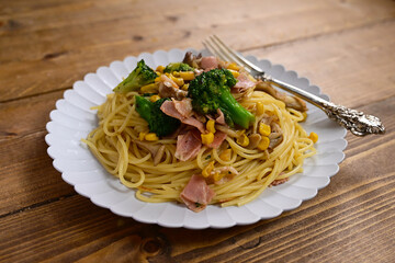 ブロッコリーとコーンのパスタ