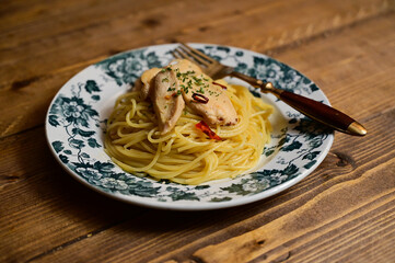 鶏胸肉のペペロンチーノ