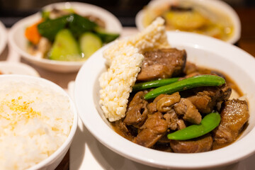 Chinese cuisine with chicken and green bean