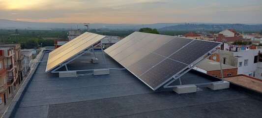 PLACAS SOLARES © SANTIAGO