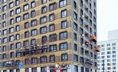 Repair of the walls of a high-rise building