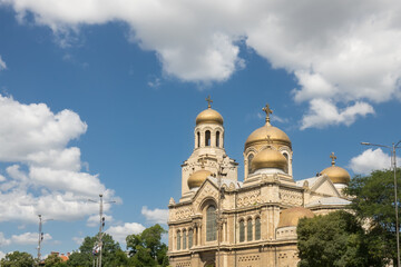 Fototapeta na wymiar The Cathedral of the Assumption in Varna, Bulgaria. Byzantine style church with golden domes