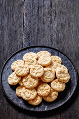 amish sugar cookies on plate, top view
