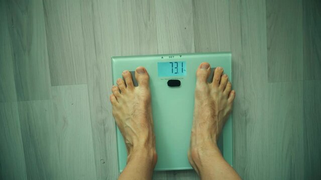 measuring weight and bmi on slimming. weight loss on diet