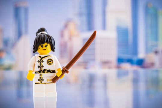 Dortmund - Deutschland 14. Dezember 2022 Lego Figur Ninjago Nya 