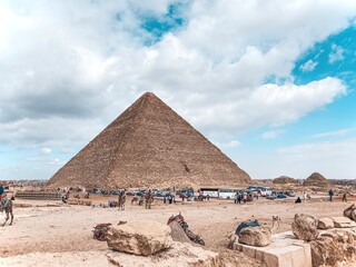 pyramid of giza