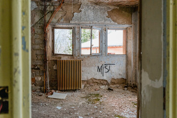 old abandoned building