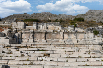 Fototapeta na wymiar Sagalassos ancient city near Burdur, Turkey. Ruins of the Upper Agora in the roman city. 