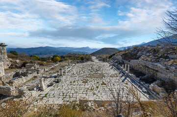 Fototapeta na wymiar Sagalassos ancient city near Burdur, Turkey. Ruins of the Upper Agora in the roman city. 