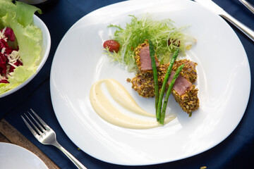 tuna and pistachio gourmet