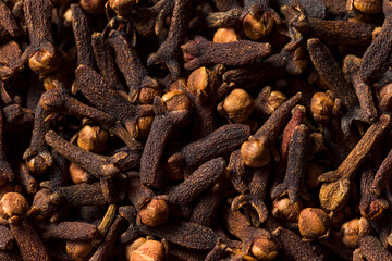 Raw Brown Organic Whole Cloves