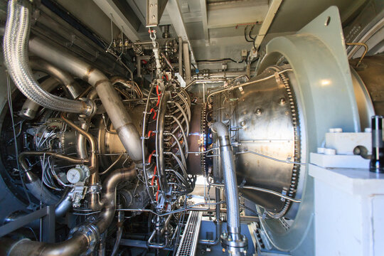 Gas turbine engine at an electricity cogeneration plant