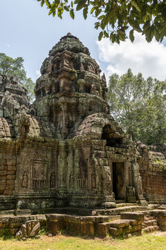 Entrance to stone temple framed by trees, Ta Som, Angkor Wat; Siem Reap, Siem Reap Province, Cambodia