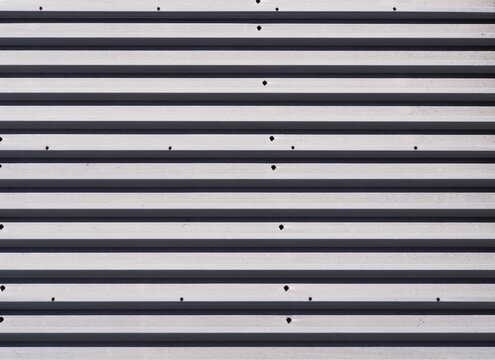 Geometrie - Metallprofile in paralleler Anordnung 