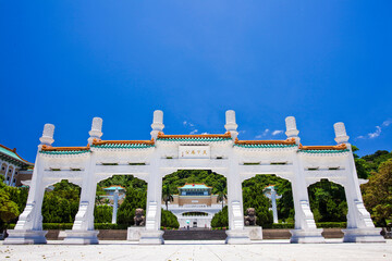 Taipei, Taiwan- July 20, 2012: Building view of the Taiwan National Palace Museum in Taipei, Taiwan. This is a Magnificent Chinese-style palace building. - obrazy, fototapety, plakaty