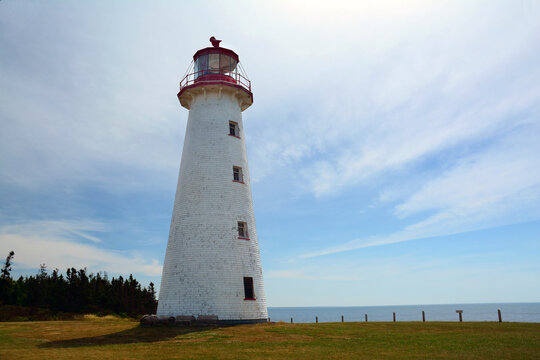 Point Prim Lighthouse, 1845, the oldest lighthouse on Prince Edward Island.; Point Prim, Northumberland, Prince Edward Island, Canada.