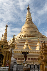 Fototapeta premium Shwedagon Paya pagoda Myanmar