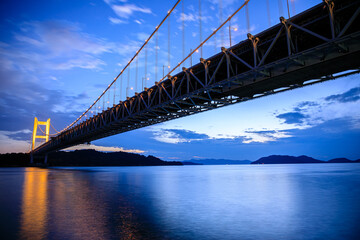 田土浦公園から見た夜のライトアップされた瀬戸大橋　岡山県倉敷市　Seto Ohashi Bridge lit up at night seen from Tadonotsuchiura Park. Okayama Prefecture, Kurashiki city.