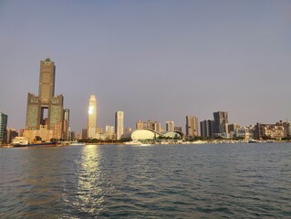 Naklejka premium Tuntex Sky Tower (高雄85大樓) as seen from Kaohsiung Harbor (高雄港) #2