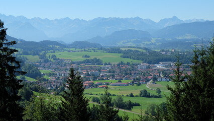 Fototapeta na wymiar Oberallgäu Bayrische Alpen bei Sonthofen Panorama Blick