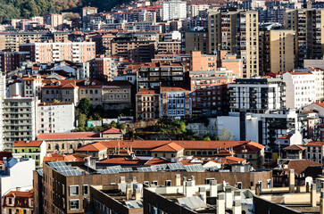 Fototapeta na wymiar Barrio de atxuri en la ciudad de Bilbao