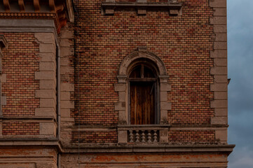 Fototapeta na wymiar Old abandoned mansion haunted like a horror movie castle palace villa in Hungary