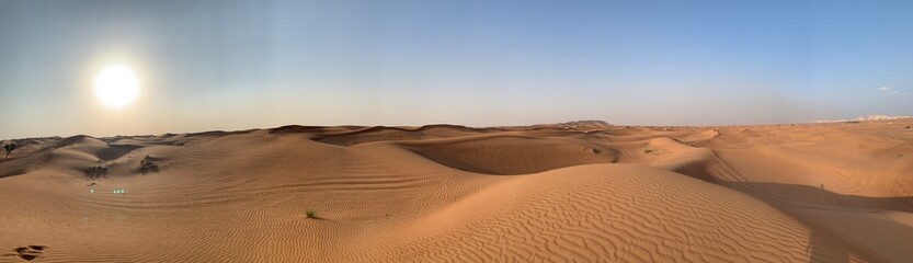 Fototapeta na wymiar Sand dunes in Dubai 