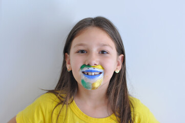 pintura facial fantasminha brasil menina torcedora 