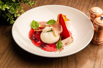 Buratta with Parma Ham, Pear and Sauce