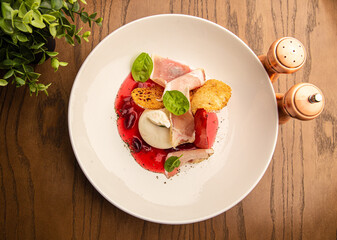 Buratta with Parma Ham, Pear and Sauce