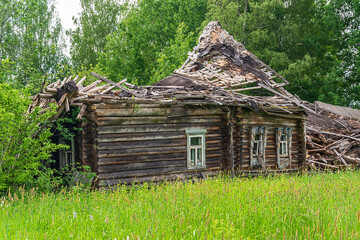 Obraz premium destroyed village houses