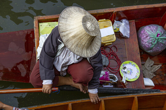 Floating market