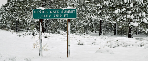 Devil's Gate Pass in winter . It is is a mountain pass in Mono County, California, traversed by U.S. Route 395. 