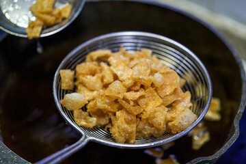 The perfect congee companion, fried noodle