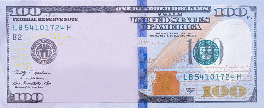 U.S. 100 dollar border with empty middle area. Copy space