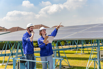 Electrical engineers are examining the working conditions of many solar panels to enable continuous power generation from solar energy.