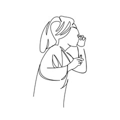 girl paints her eyes