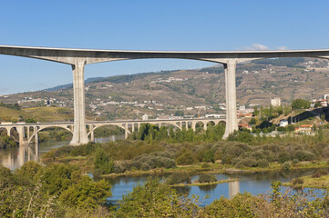 Fototapeta premium Viaduct at Peso da Regua, Alto Douro, Tras-os-Montes, Portugal