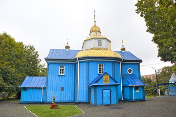 Wooden Holy Assumption Church in Rivne, Ukraine	
 - obrazy, fototapety, plakaty