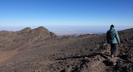 La grande traversée de l’Atlas au Maroc, 18 jours de marche. Ascension du Toubkal (4167m), plus haut sommet de l'Afrique du nord