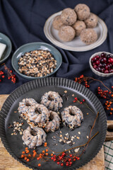 DIY Winter, Vogelfutter selber machen, Dekoration im Winter basteln, Vögel füttern
